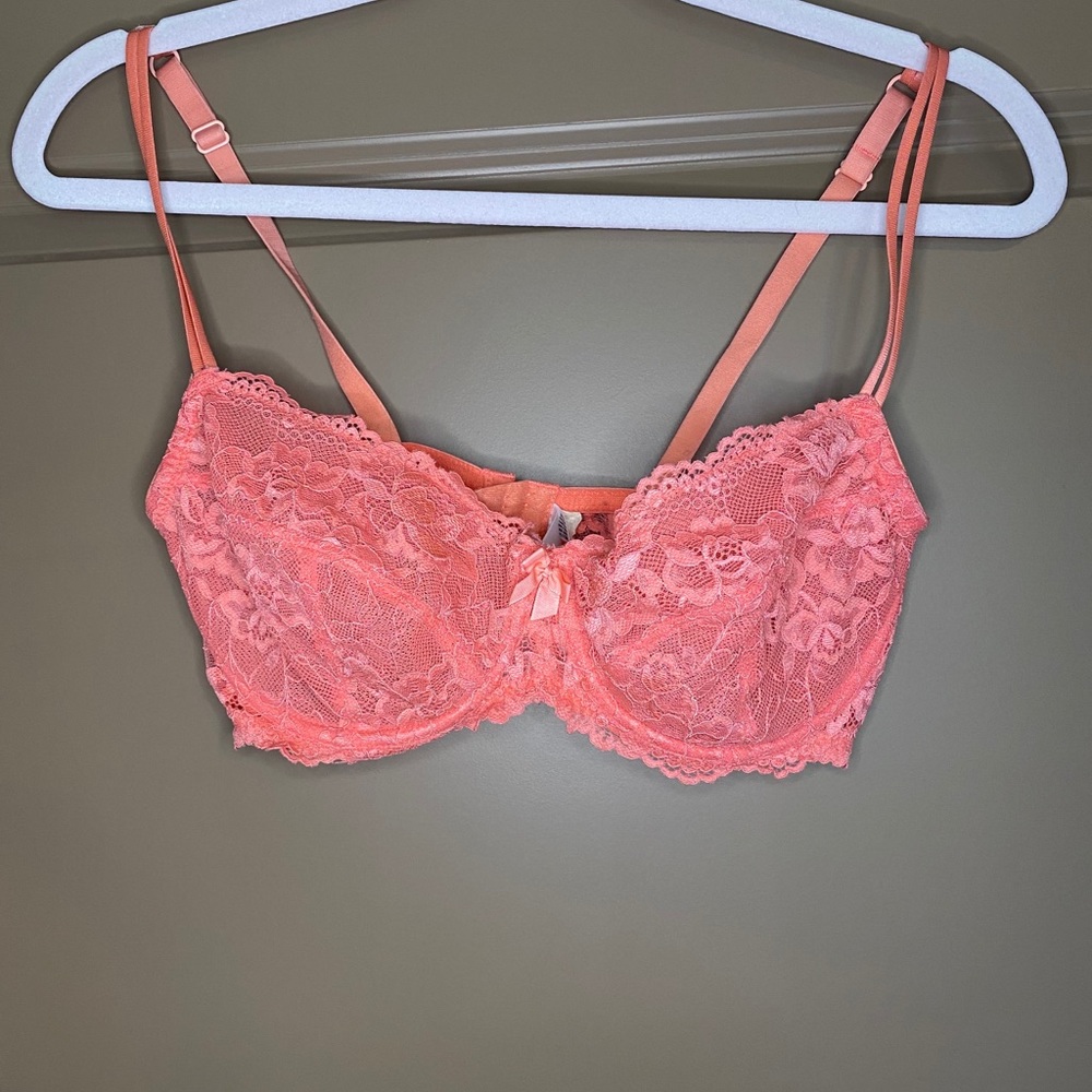Unlined lace bra